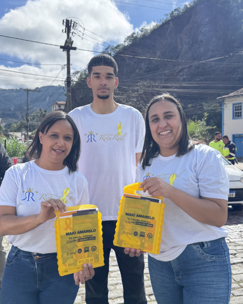 Maio Amarelo: Consórcio Rota Real participa de blitz educativa na Praça da Estação em Ouro Preto