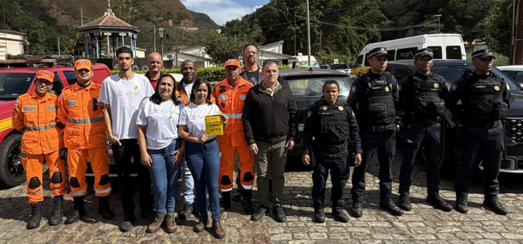 Maio Amarelo: Consórcio Rota Real participa de blitz educativa na Praça da Estação em Ouro Preto